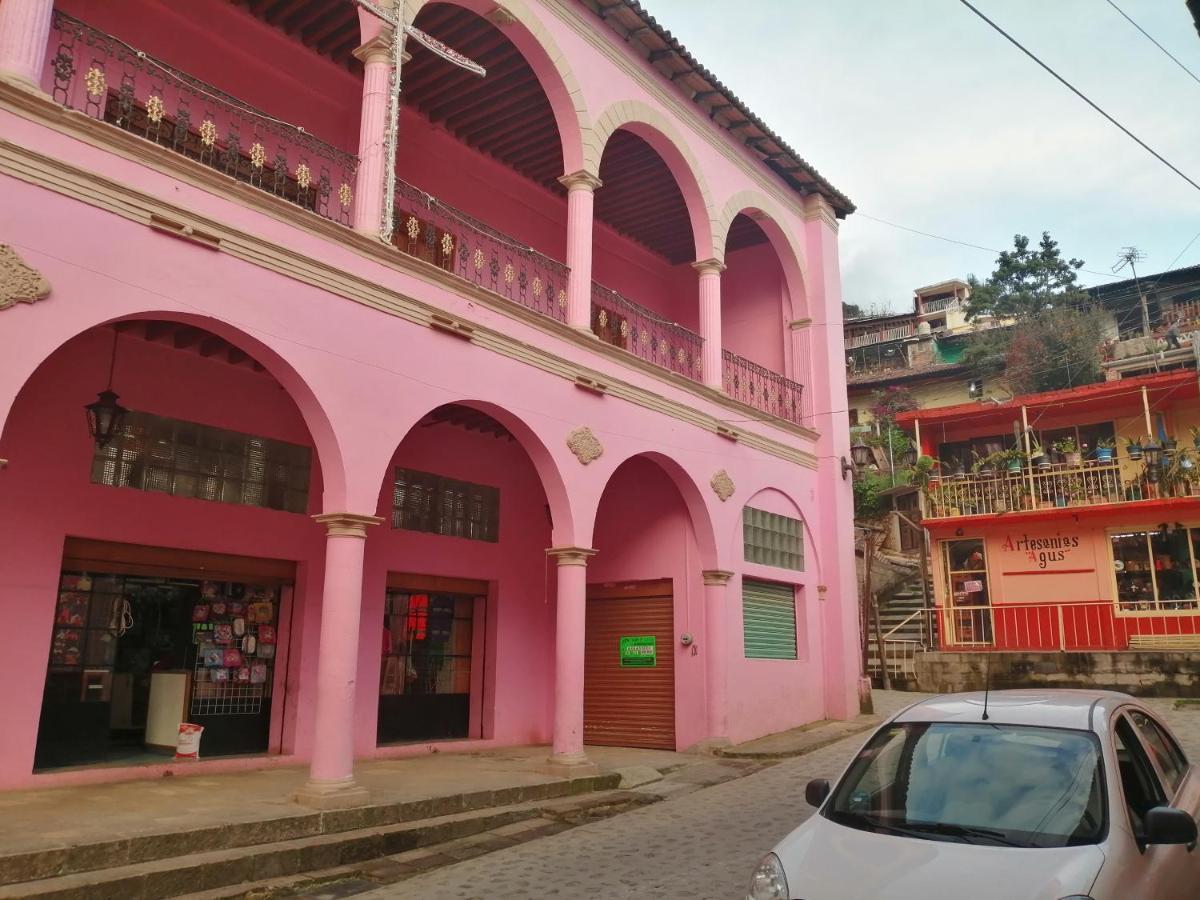 Hotel Jardin Mineral de Angangueo Екстер'єр фото