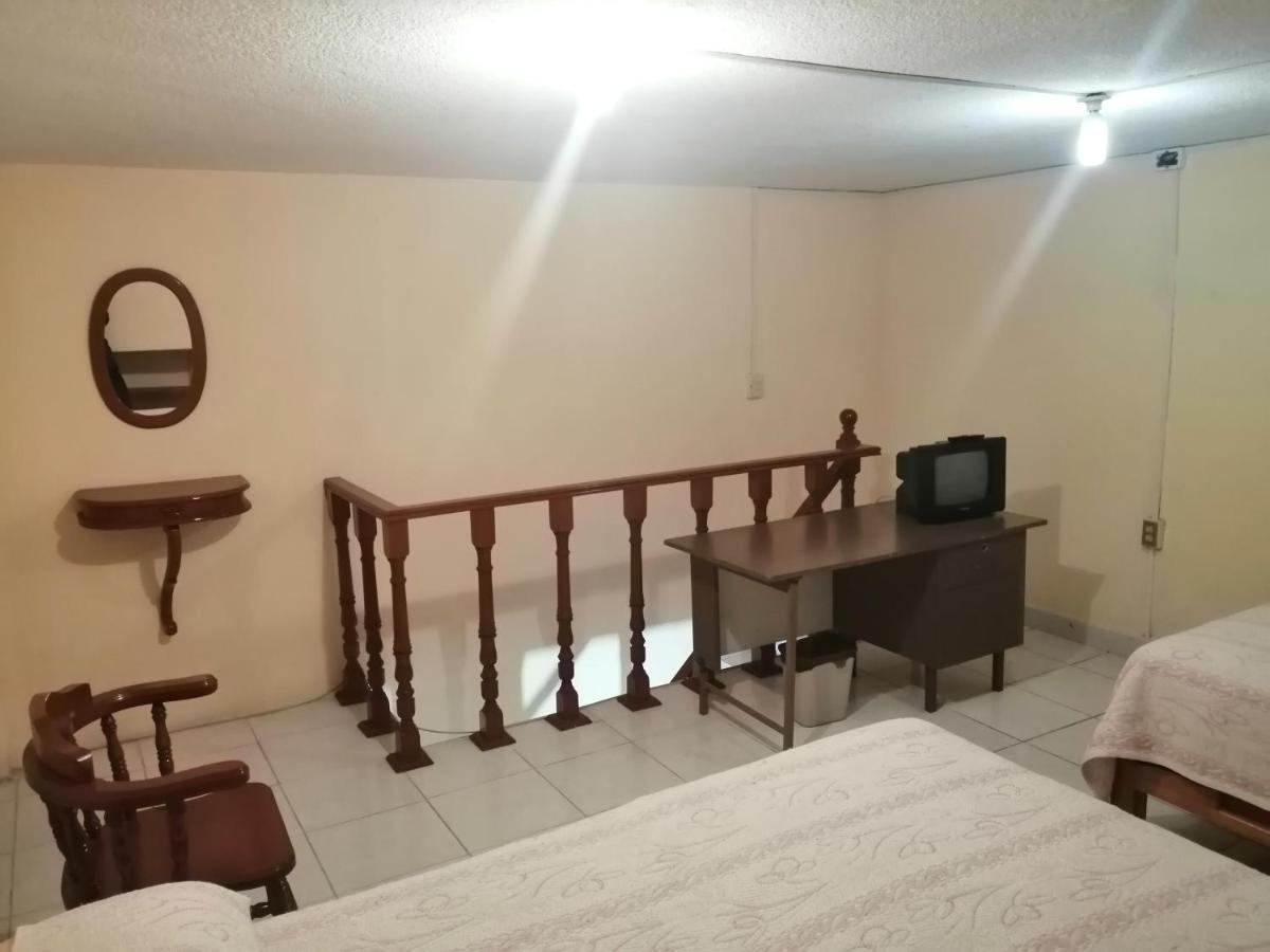 Hotel Jardin Mineral de Angangueo Екстер'єр фото
